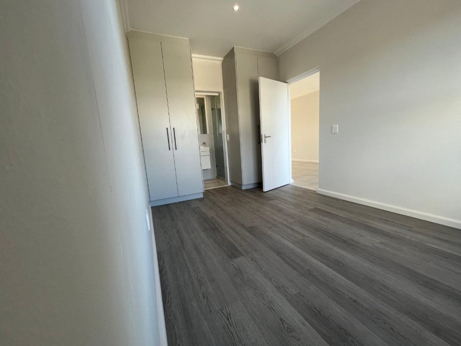 2 Bedroom Property for Sale in Flamingo Vlei Western Cape